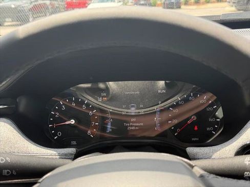 Certified 2026 Jeep Compass Latitude AWD/4WD image 17