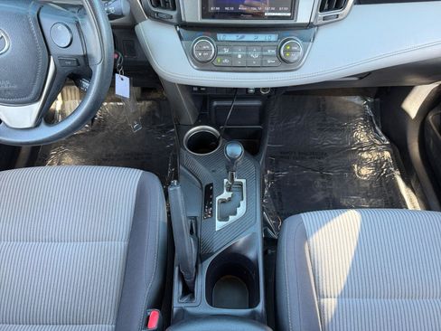 Used 2013 Toyota RAV4 XLE image 11