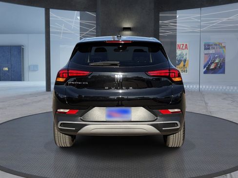 Certified 2025 Buick Encore GX Preferred w/ Comfort Package FWD image 5