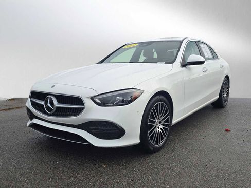 Used 2025 Mercedes-Benz C 300 Sedan image 8