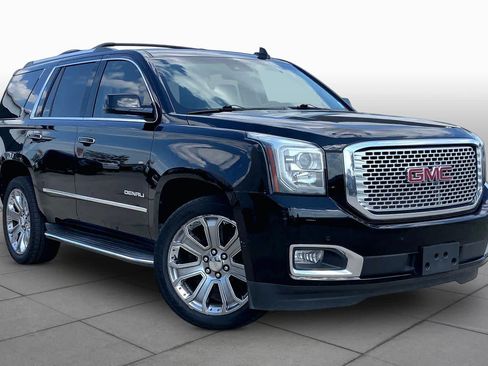Used 2015 GMC Yukon Denali w/ Open Road Package AWD/4WD image 2
