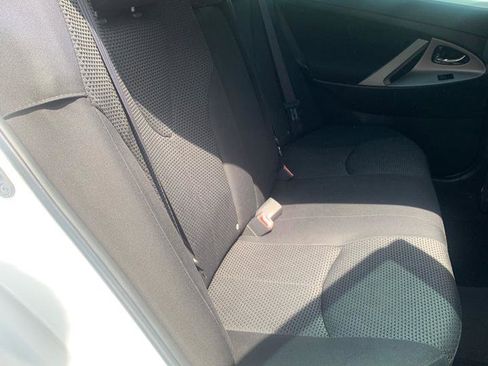 Used 2009 Toyota Camry SE image 10