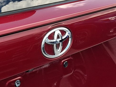 Used 2024 Toyota RAV4 XLE w/ Convenience Package AWD/4WD image 30