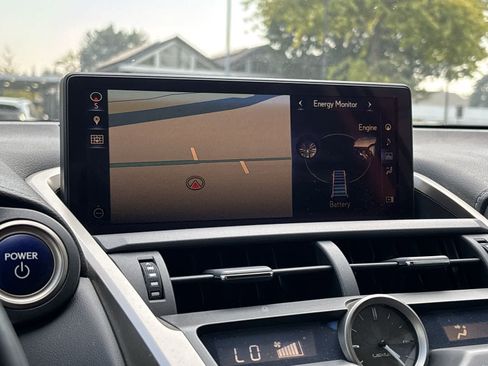 Used 2018 Lexus NX 300h AWD w/ Premium Package image 15