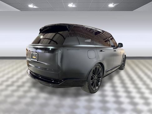 Used 2024 Land Rover Range Rover SE AWD/4WD image 8