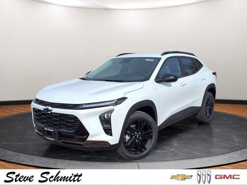 New 2026 Chevrolet Trax ACTIV w/ Driver Confidence Package FWD image 1