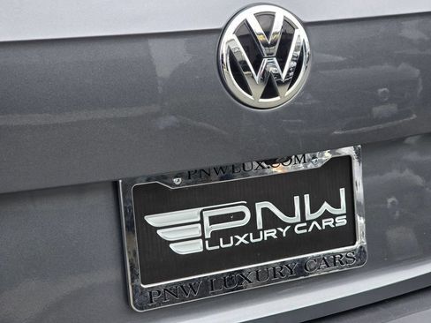 Used 2018 Volkswagen Tiguan S FWD image 12
