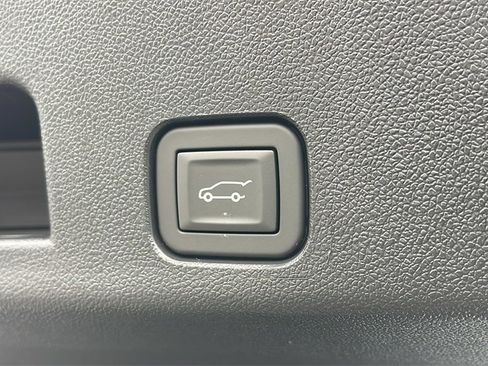 New 2026 Buick Enclave Sport Touring w/ Power Package image 28