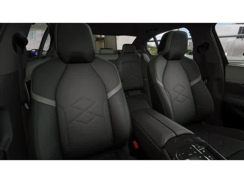 New 2026 BMW 540i xDrive 540i xDrive w/ M Sport Package image 11