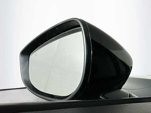 Used 2025 MAZDA CX-50 AWD 2.5 S w/ Premium Package image 16