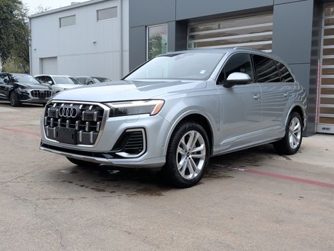 Used 2025 Audi Q7 2.0T Premium Plus w/ Premium Plus Package image 5