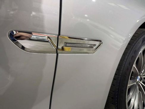 Used 2012 BMW 740Li RWD image 23