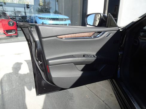 Used 2022 Maserati Quattroporte GT image 3