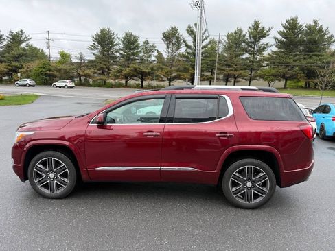 Used 2017 GMC Acadia Denali w/ Technology Package AWD/4WD image 7