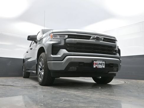 Used 2023 Chevrolet Silverado 1500 RST w/ Convenience Package II AWD/4WD image 34