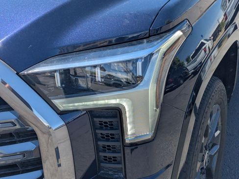 Used 2024 Toyota Tundra Platinum AWD/4WD image 14