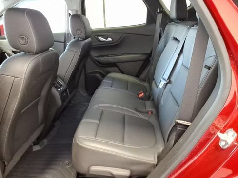 Used 2023 Chevrolet Blazer LT FWD image 12