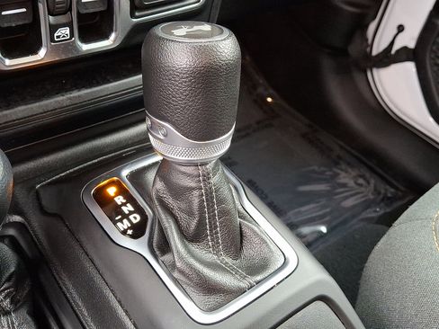 Certified 2024 Jeep Wrangler Sport S image 15