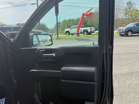 Used 2020 Chevrolet Silverado 1500 Custom w/ Custom Value Package image 30