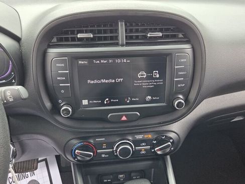 Used 2023 Kia Soul LX w/ Option Group 015 image 18