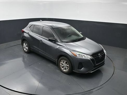 Used 2024 Nissan Kicks S FWD image 19