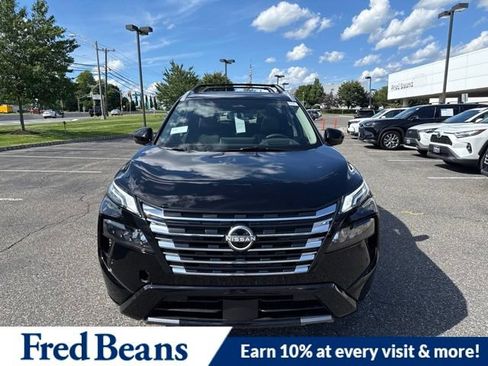 New 2026 Nissan Rogue Platinum w/ Platinum Premium Package AWD/4WD image 2