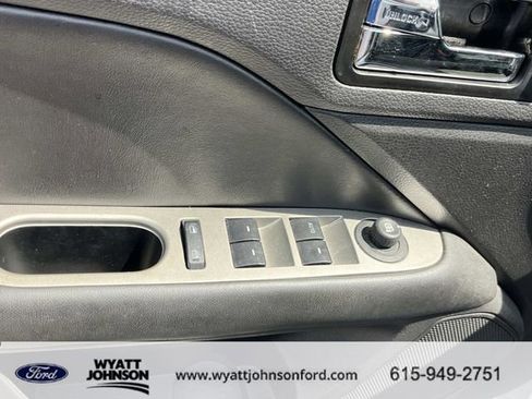 Used 2010 Ford Fusion SEL FWD image 22
