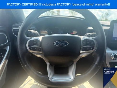 Used 2023 Ford Explorer XLT w/ Equipment Group 202A AWD/4WD image 51
