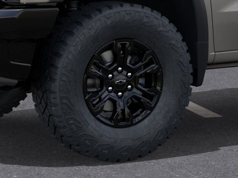 New 2026 Chevrolet Silverado 1500 ZR2 AWD/4WD image 9