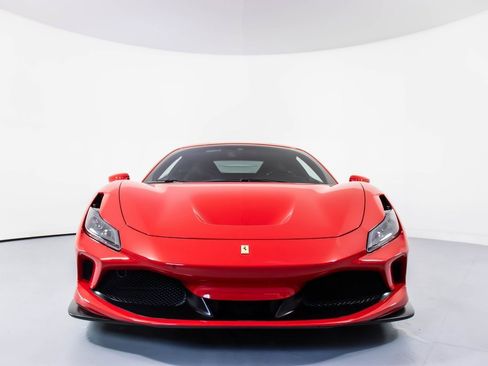 Certified 2022 Ferrari F8 Tributo image 11