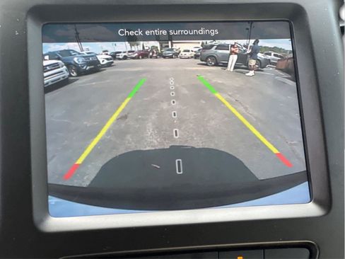 Used 2022 Jeep Cherokee Latitude Lux AWD/4WD image 4