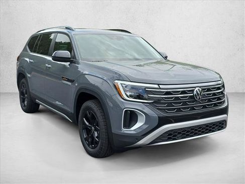 New 2026 Volkswagen Atlas Peak Edition AWD/4WD image 12