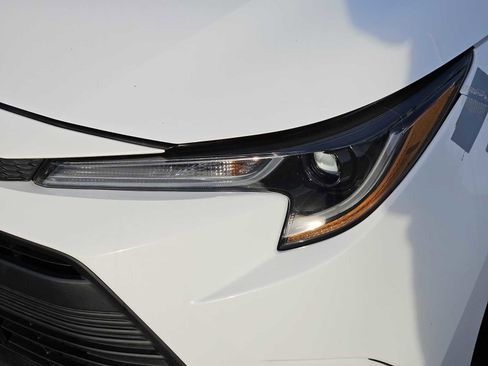 Used 2023 Toyota Corolla LE image 7