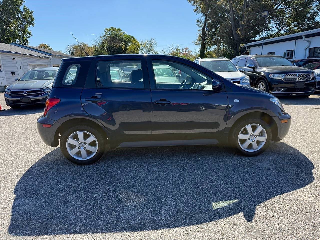 Used 2005 Scion xA FWD image 3