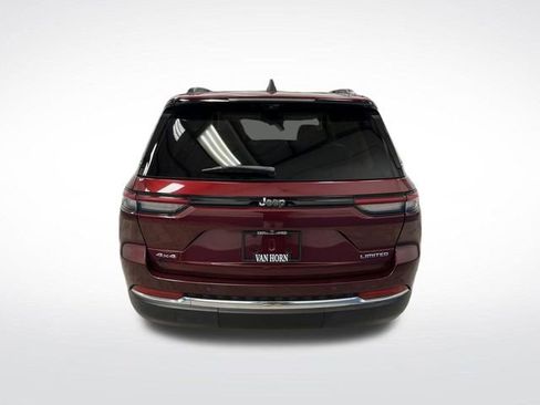 Used 2022 Jeep Grand Cherokee Limited w/ Luxury Tech Group II image 14