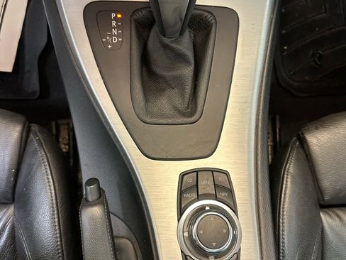 Used 2009 BMW 335i xDrive Coupe image 18