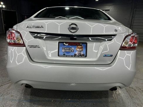 Used 2013 Nissan Altima 2.5 S FWD image 4
