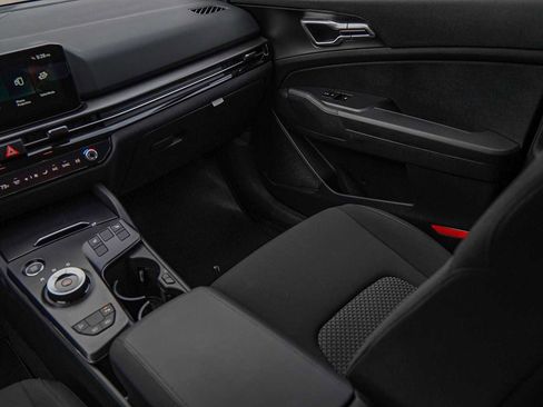 Certified 2026 Kia Sportage S image 29