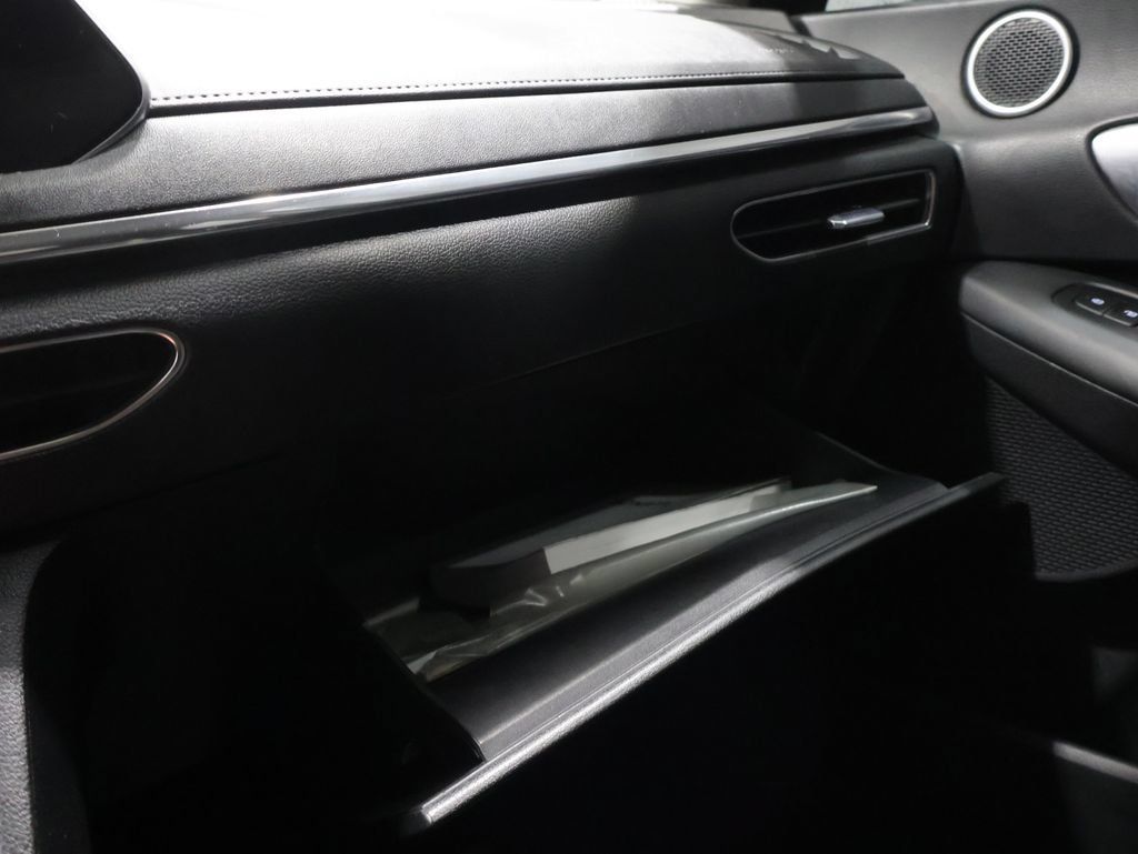 Used 2021 Hyundai Sonata SEL FWD image 28