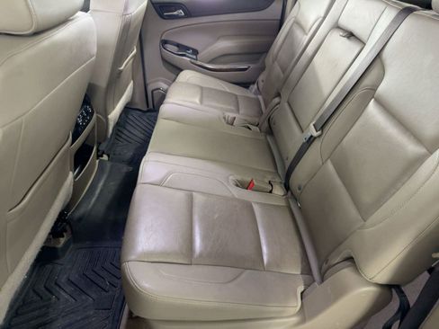 Used 2019 GMC Yukon XL SLT w/ Open Road Package image 25