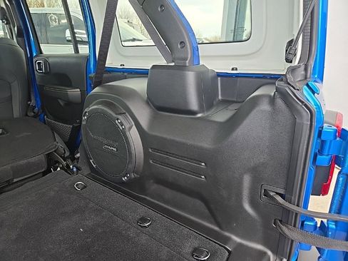 Used 2024 Jeep Wrangler Sahara w/ Technology Group image 94