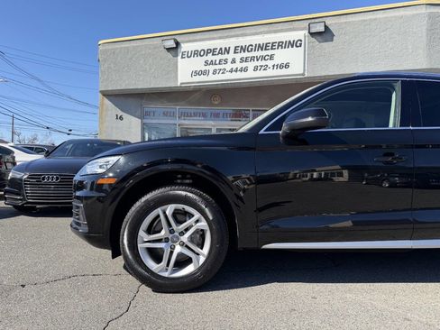 Used 2019 Audi Q5 2.0T Premium w/ Convenience Package image 11