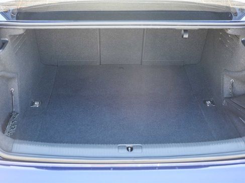 Used 2019 Audi A4 2.0T Premium image 25