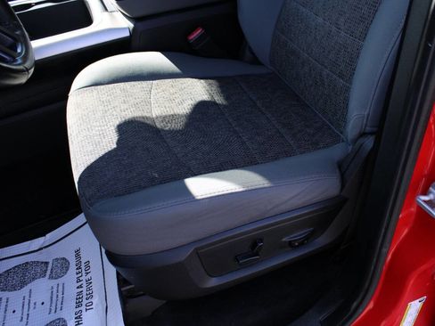 Used 2016 RAM 1500 Big Horn image 24