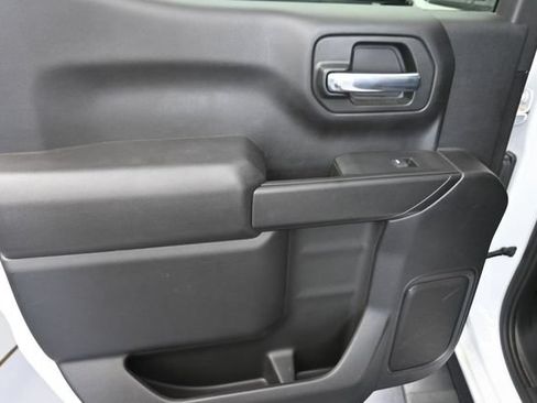Used 2025 Chevrolet Silverado 1500 Custom AWD/4WD image 27