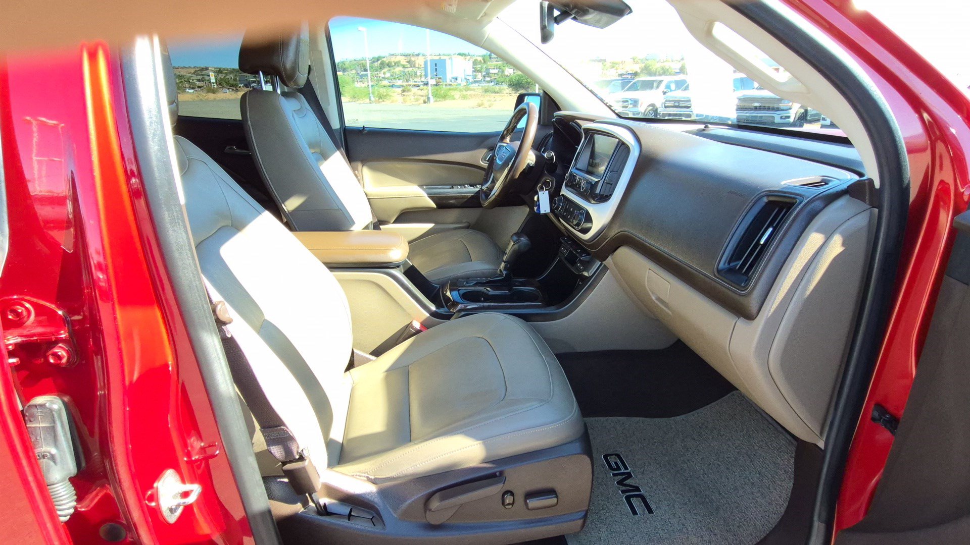 Used 2016 GMC Canyon SLT w/ Driver Alert Package RWD image 28