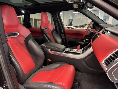 Used 2022 Land Rover Range Rover Sport SVR Carbon Edition image 19