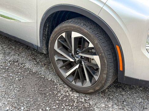 Used 2022 Mitsubishi Outlander SE AWD/4WD image 7