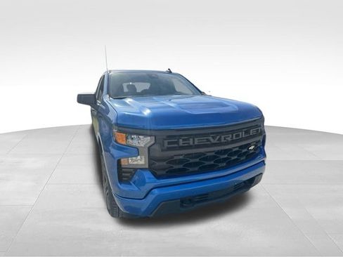 Used 2022 Chevrolet Silverado 1500 Custom AWD/4WD image 32