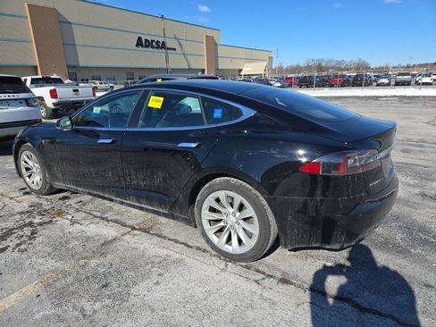 Used 2018 Tesla Model S 75D image 4